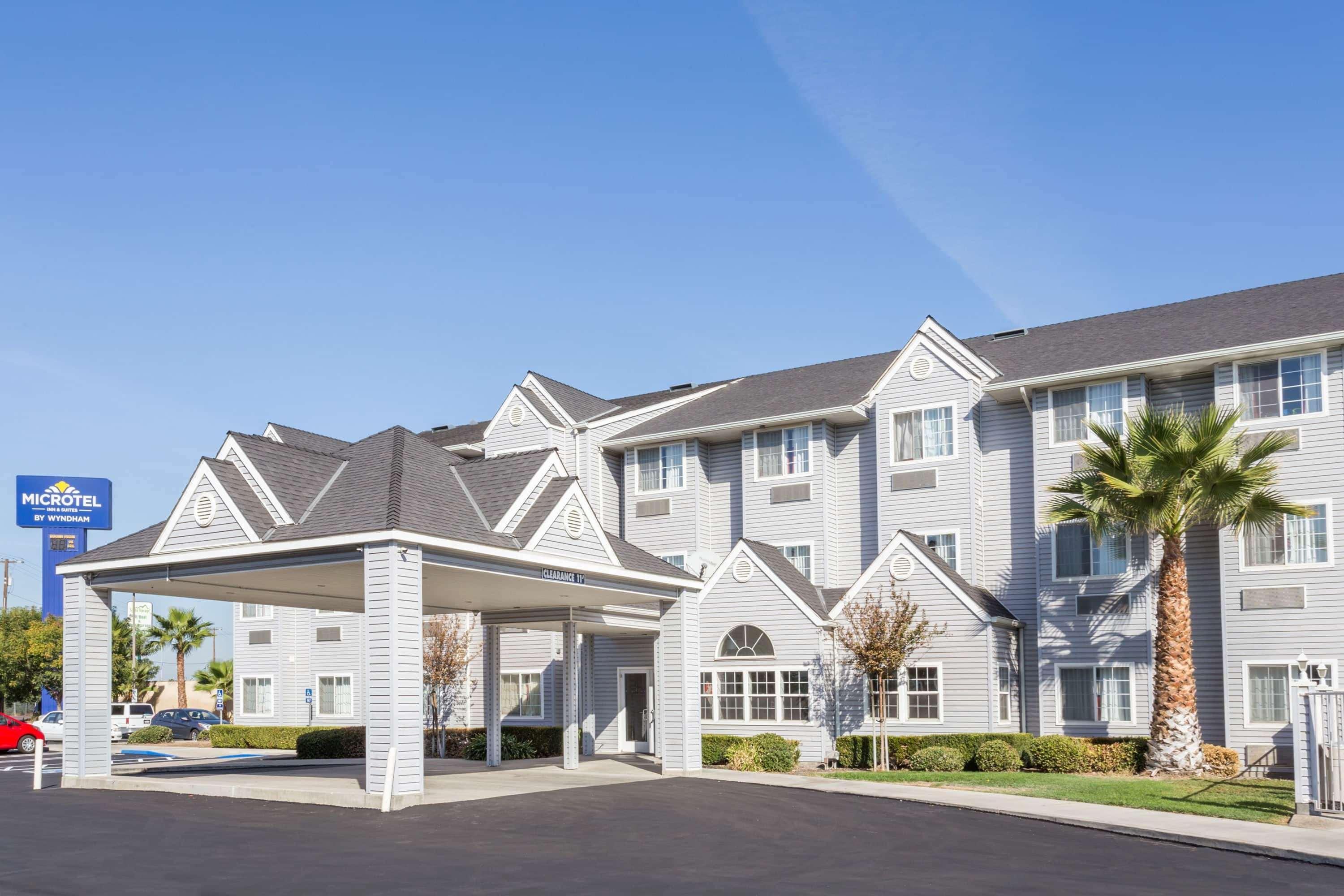 Microtel Inn & Suites Modesto Ceres Bagian luar foto