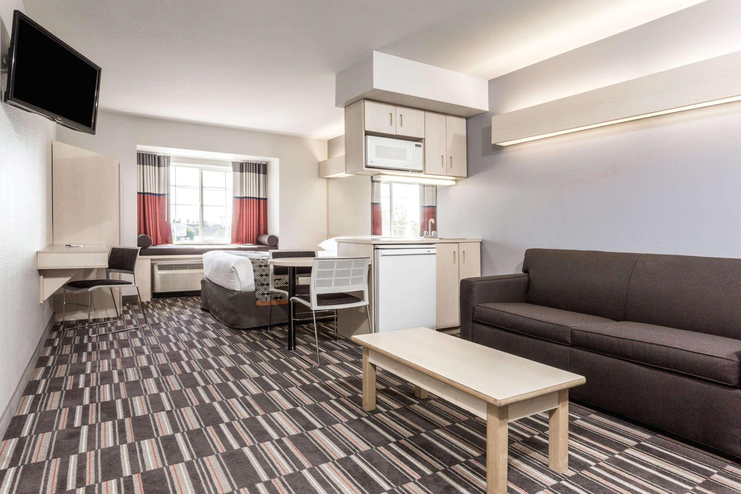 Microtel Inn & Suites Modesto Ceres Bagian luar foto